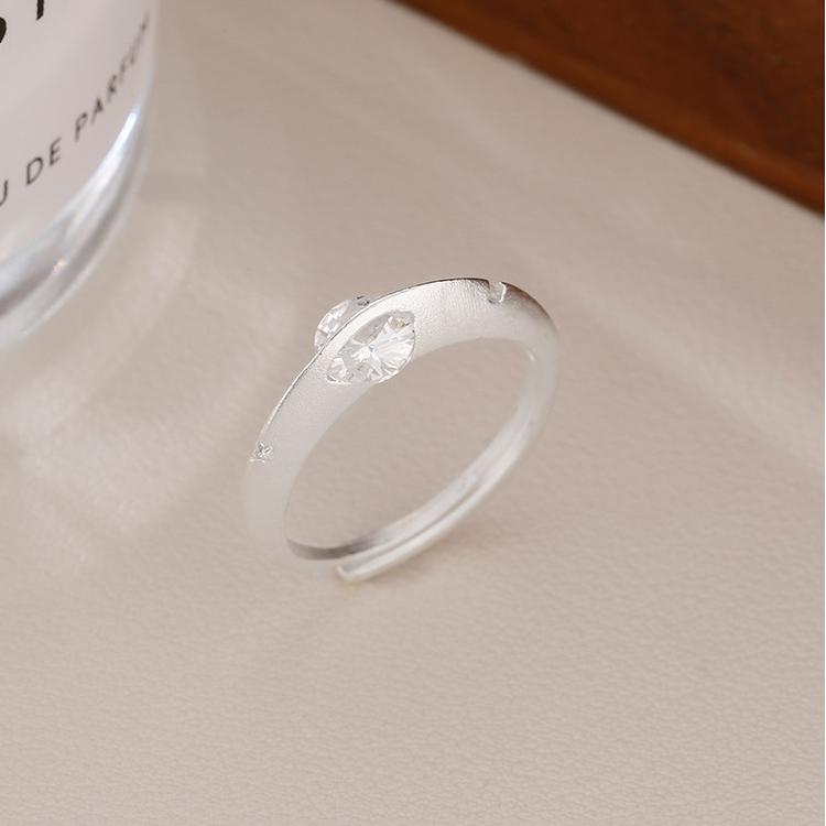 ✨Diamond ring with rotating setting – open back✨